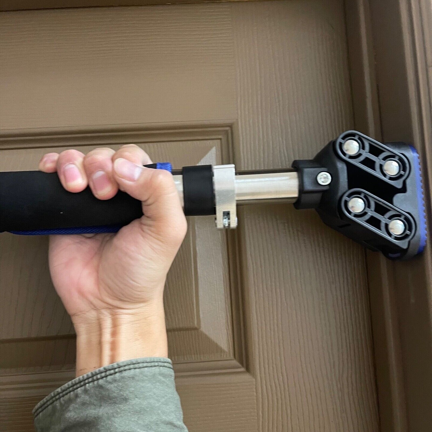 Pull Up Bar for Doorway Chin Up Bar No Screw Strength Training Home Workout