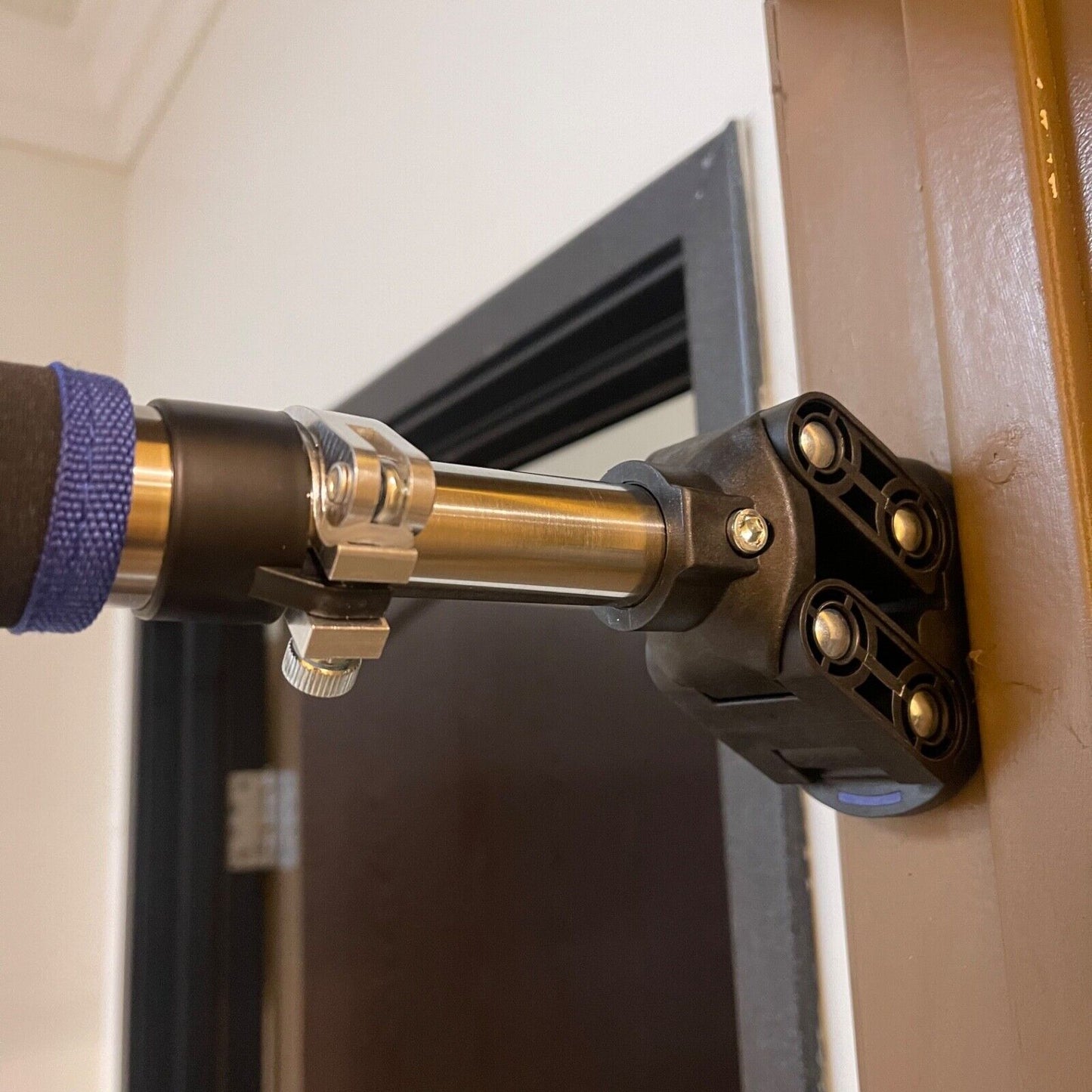 Pull Up Bar for Doorway Chin Up Bar No Screw Strength Training Home Workout