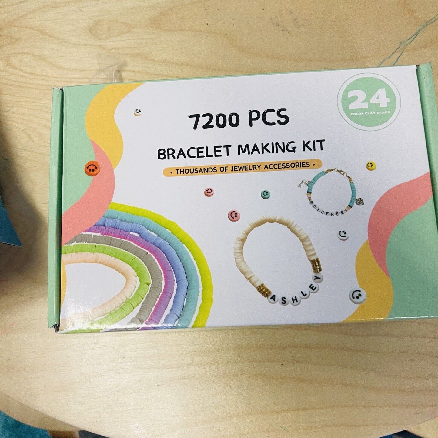 7200 Clay Beads Bracelet Making Kit,24 Colors Spacer Flat Beads for Jewelry Maki