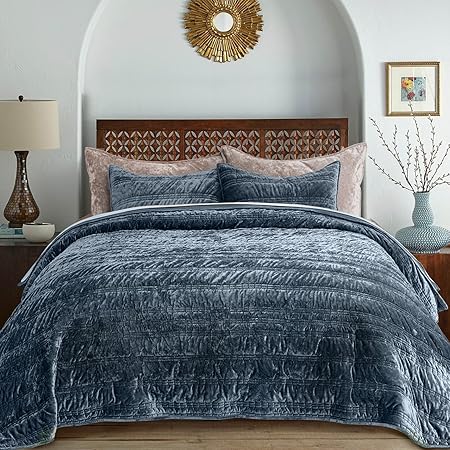 EVERGRACE Luxury Ruched Velvet Quilt King / Cal King Size, Ultra Soft Bedspread Coverlet Set, Lightweight Velvet Comforter, Quilted Bedding
