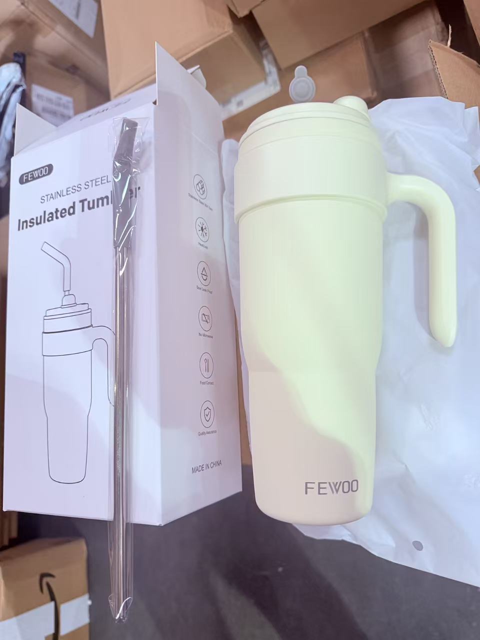 40oz Stainless Steel Tumbler with Handle and Straw, Travel Coffee Mug Stainless Steel Insulated ,Travel Mug with Lid, Spill Proof, Hot Beverage and Cold,