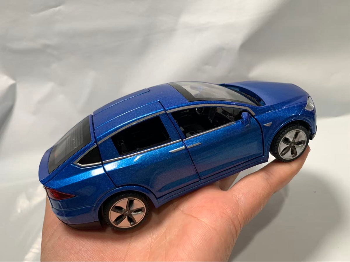 07-hand-rear.jpg