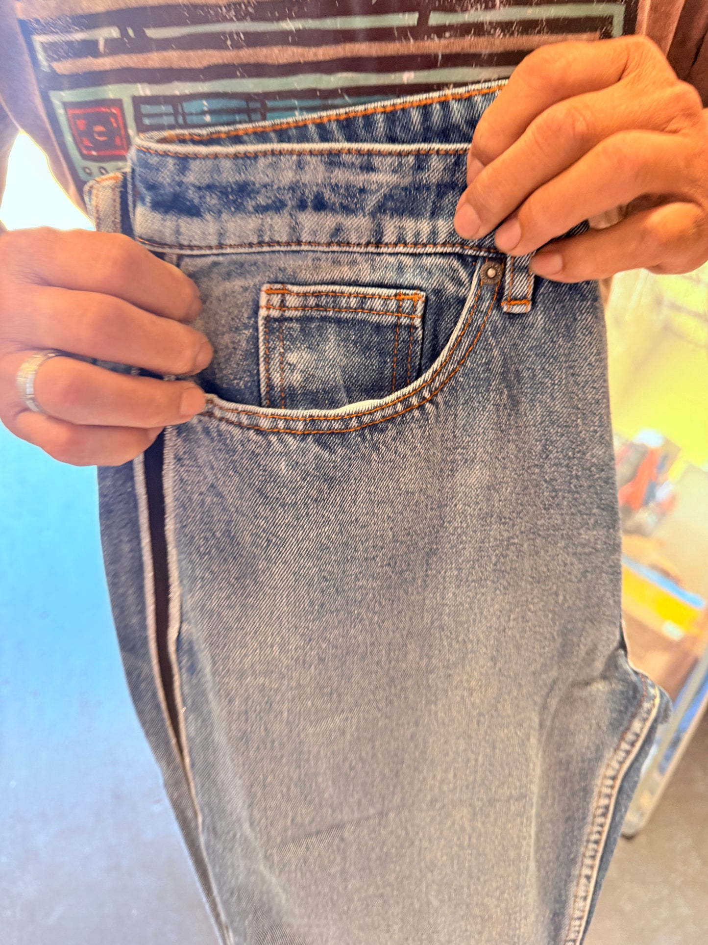 Jeans Clearance – 4,238 Pairs, 6 Pallets Los Angeles