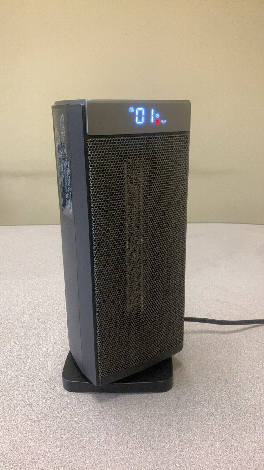 Space Heater 1500W Fast Heating, Electric & Portable Ceramic Heaters indoor only