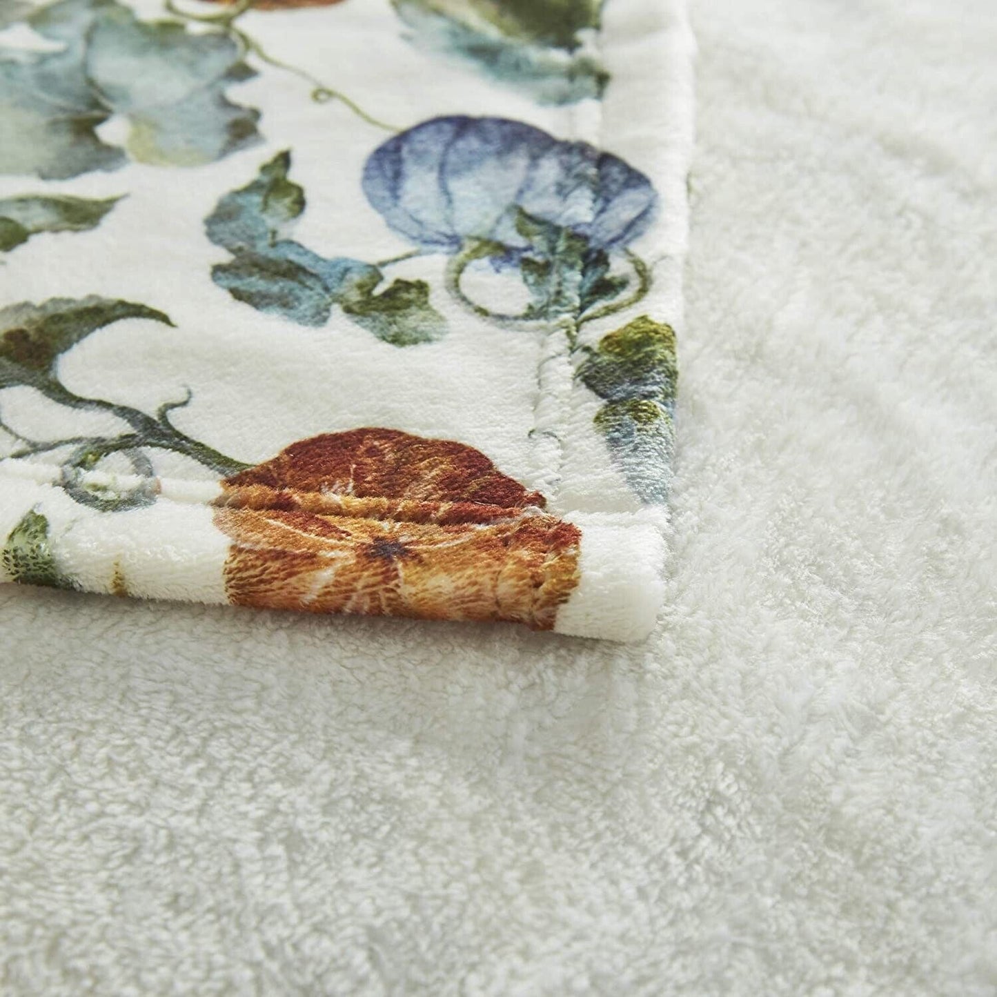 Soft & Cozy 50x60 Inch Fleece Throw Blanket - Warm, Fuzzy, and Plush for Ultimate Comfort