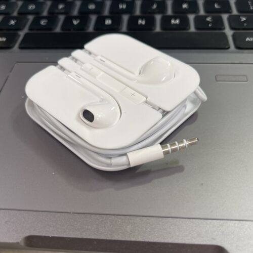 2pcs Earbuds for iPhone/iPod Ear Pods Wired 3.5mm Headphone New Sealed Earphone
