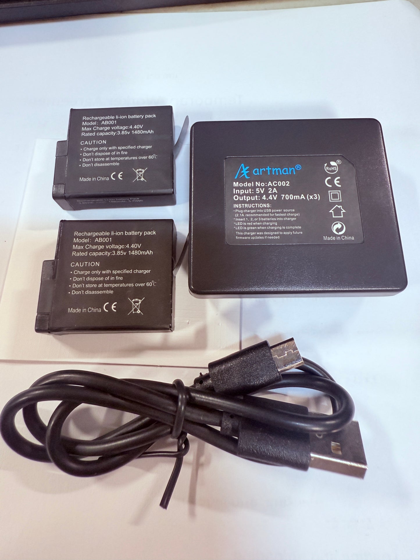 2pcs GoPro Hero 5/6/7 Replacement Batteries + 3-Slots USB Charger withe Type C