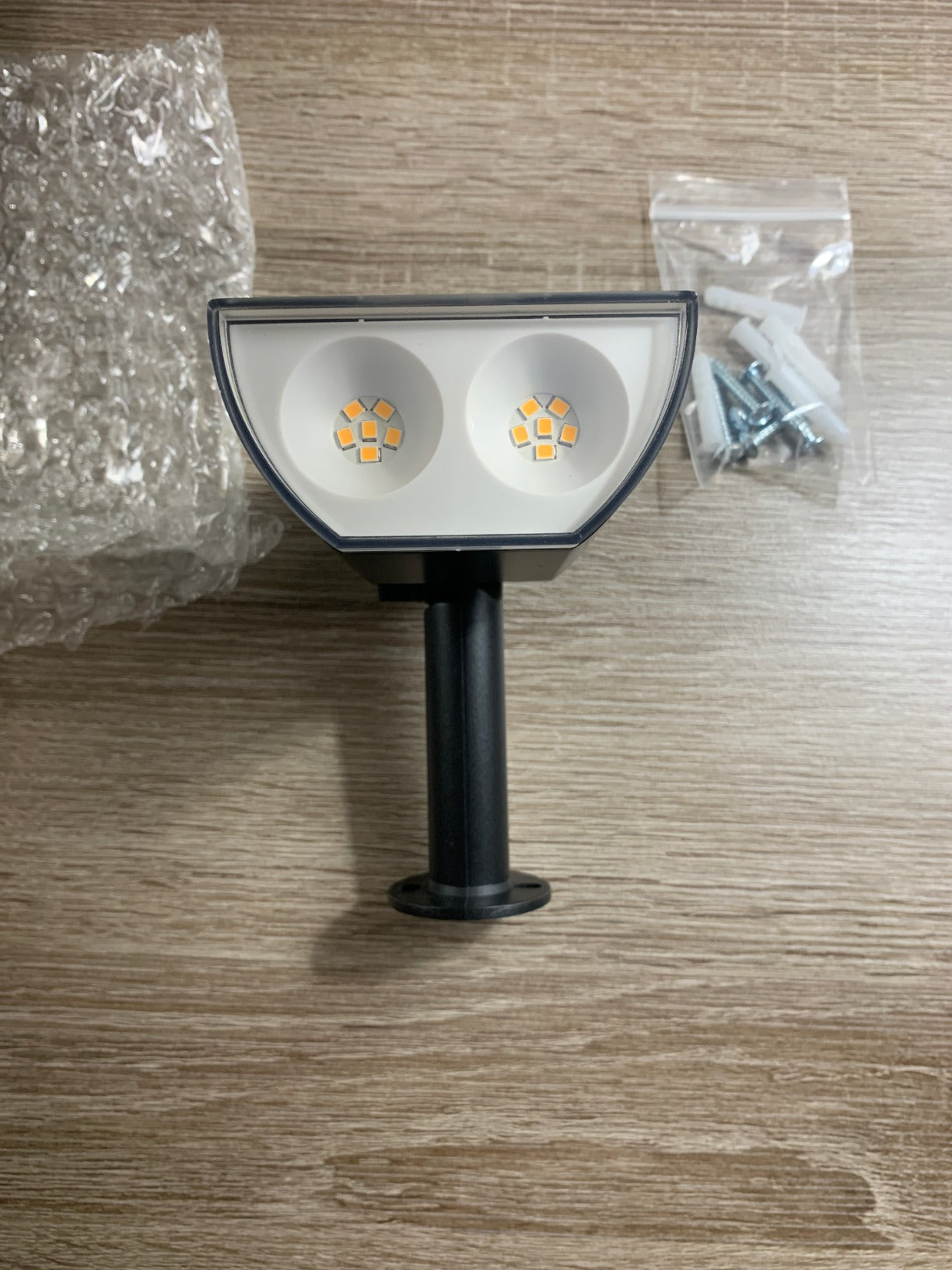 6 pack-Consciot Solar Spot Lights Outdoor Waterproof, 24 LED Dusk-to-Dawn Solar Spotlight, 2 in 1 Adjustable Wall Lights, Warm White Solar Landscape Spotlights for Garden Yard Wall Walkway, 6 Pack