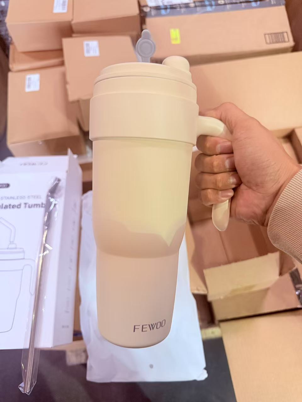 Tumbler With Lid And Straw Travel Coffee Mug Stainless Steel Insulated ,Travel Mug with Lid, Spill Proof, Hot Beverage and Cold,