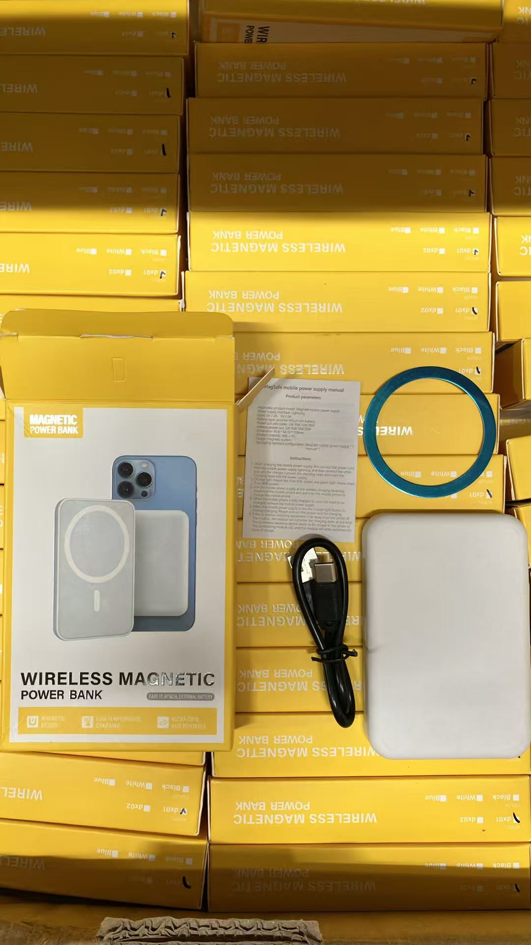 5000mAh Slim Magnetic Portable Charger