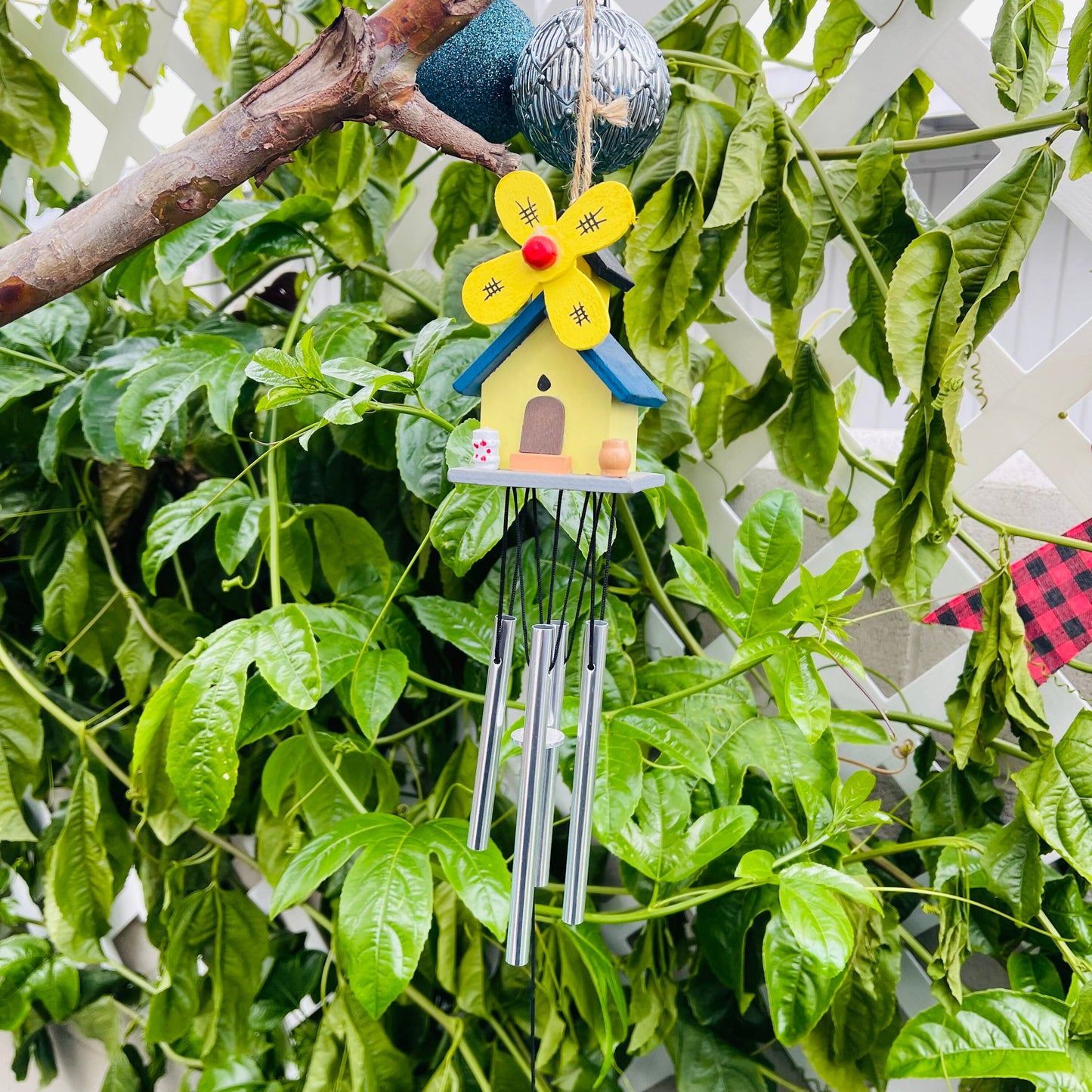 YEEYAYA Hand made wooden house wind chime